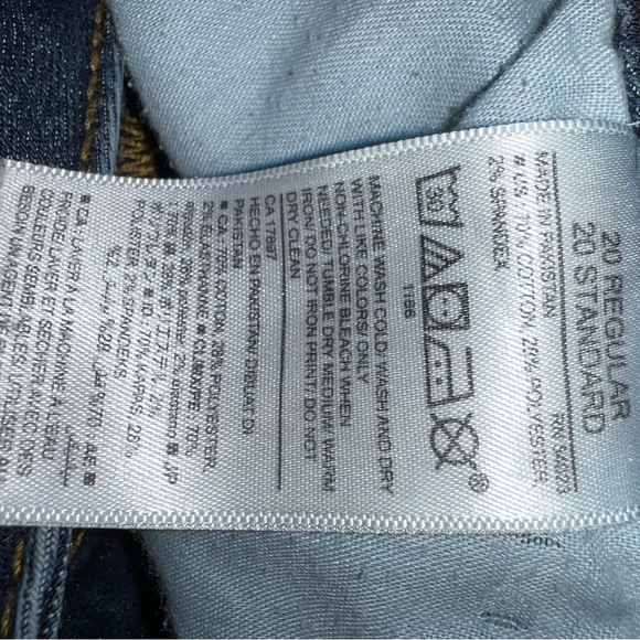 Old Navy | Rockstar Mid-Rise Jeans - Picture 5 of 5